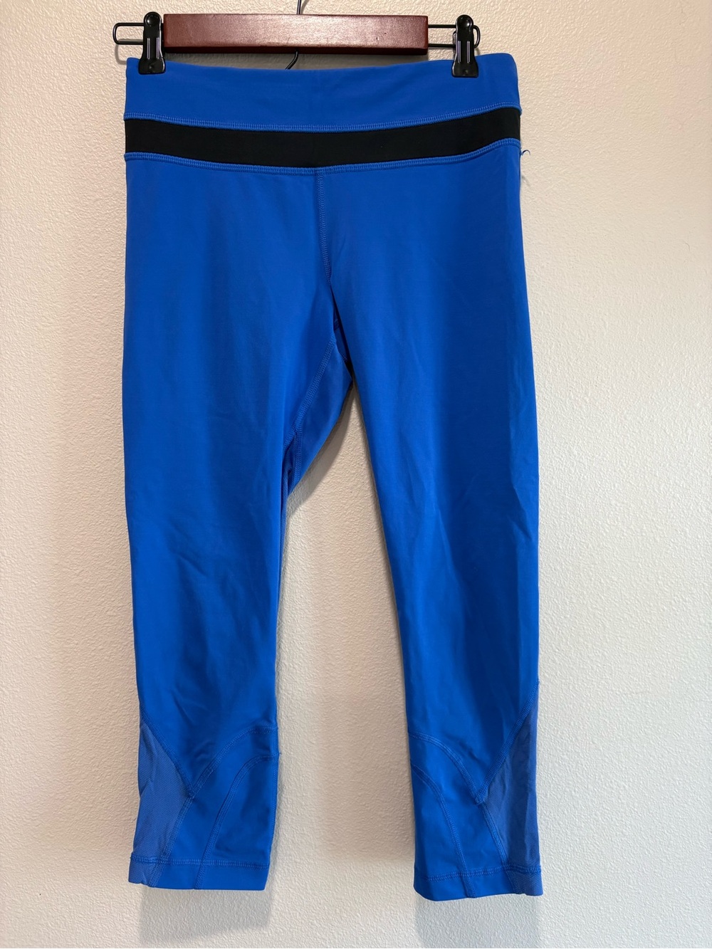 Lululemon Cropped Leggings size 6